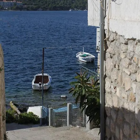 Apartment Apartments By The Sea Vis - 8525 Vis